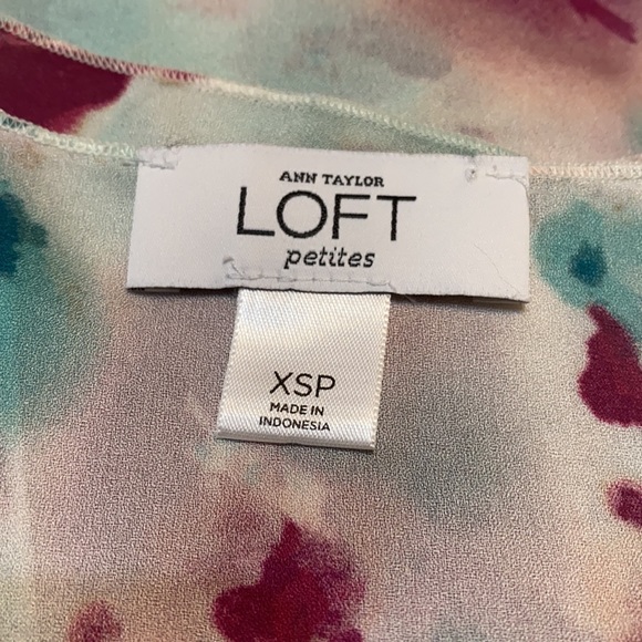 LOFT Ruffled Top, XSP - Picture 3 of 3